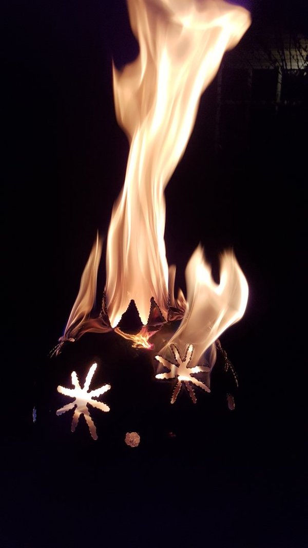 MAKNU Feuer-Balken " Sternenkugel" die etwas andere Feuerschale (1429)